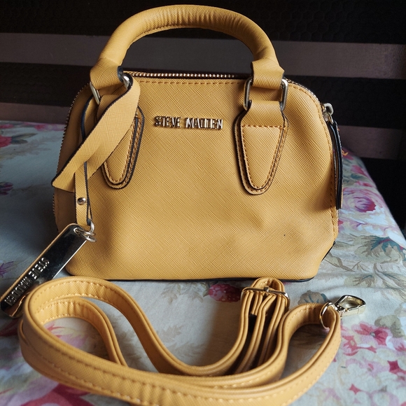 Steve Madden Handbags - Steve madden bag
